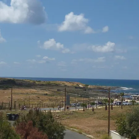 Sea View Apartment *